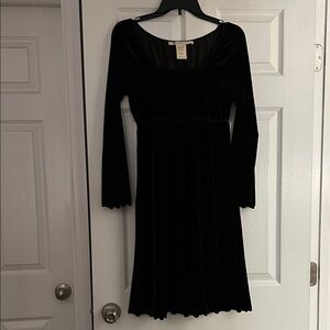 Max Studio Elegant Dark Brown Velvet Dress
